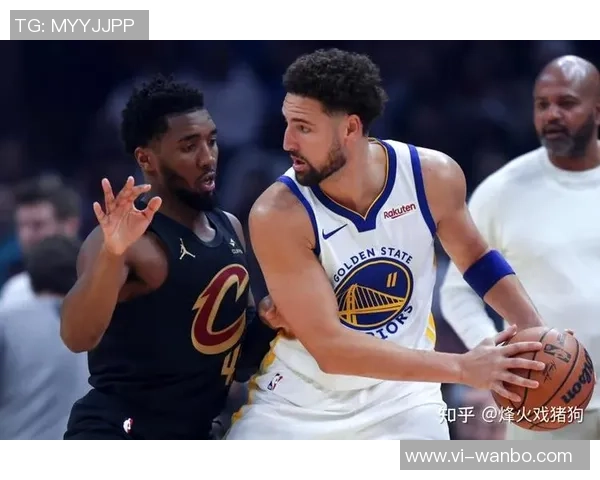 克莱汤普森状态回暖四冠分卫再现神勇下半场三分雨连中六记