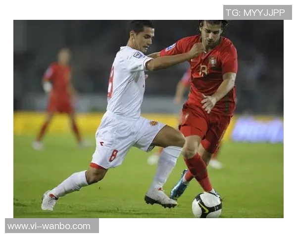 激烈对抗阿门与老六展开激烈搏斗双方互不相让引发冲突与争议