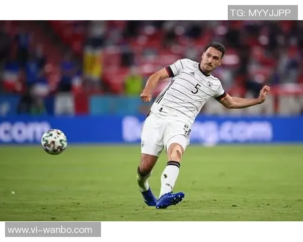 德国队祝贺胡梅尔斯37岁生日国家队出战78场并夺得世界杯荣耀