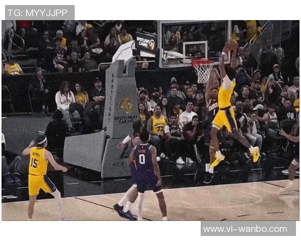 詹东再创佳绩同场砍下30分5篮板5助攻平历史纪录展现强大实力