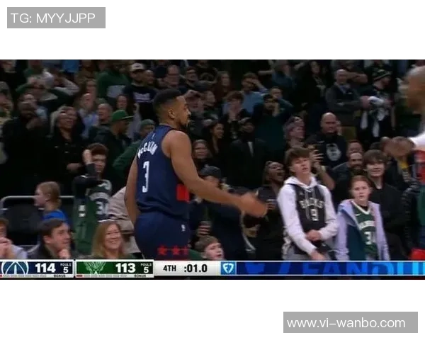 字母哥补篮遭封盖CJ中投绝杀后字母哥反击未能命中